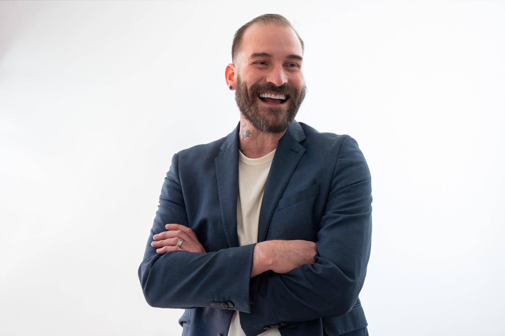 Ernesto Mier, Socio Fundador